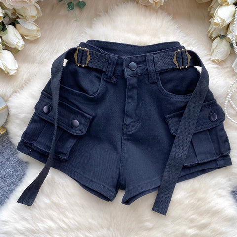 Chic Shorts with Large Pockets