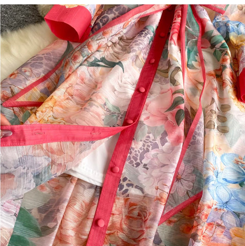 Courtly Floral Print A-line Dress