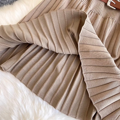 Niche Knitted Pleat Dress with Belt