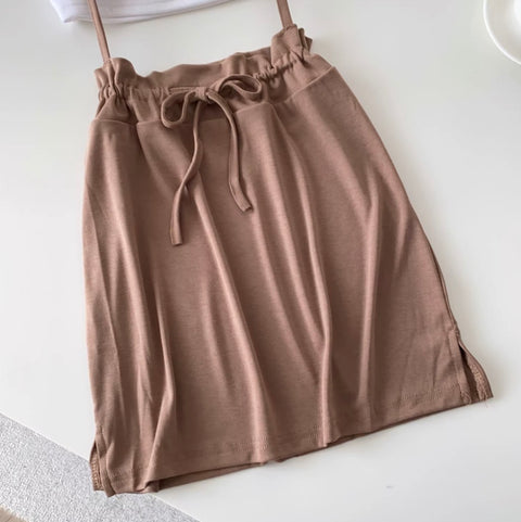 Simple Design Tank Top & Skirt