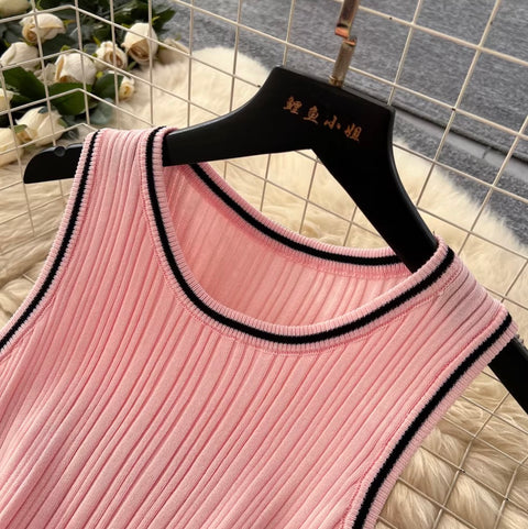 Simple Design Sleeveless Knit Dress