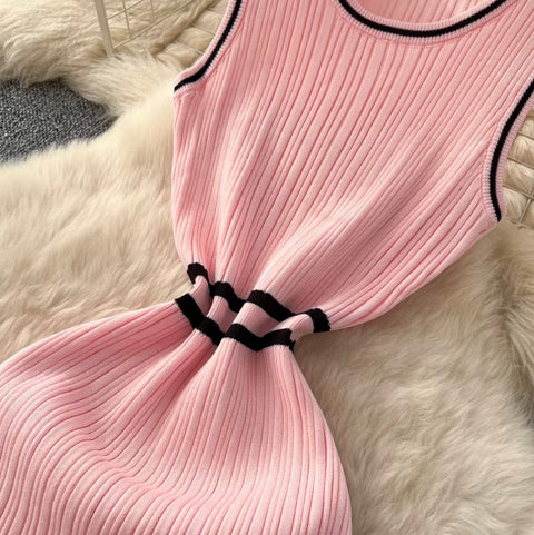 Simple Design Sleeveless Knit Dress
