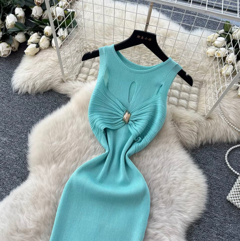 Round Collar Slim-fit Knit Dress