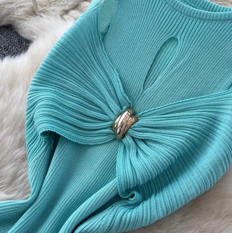 Round Collar Slim-fit Knit Dress