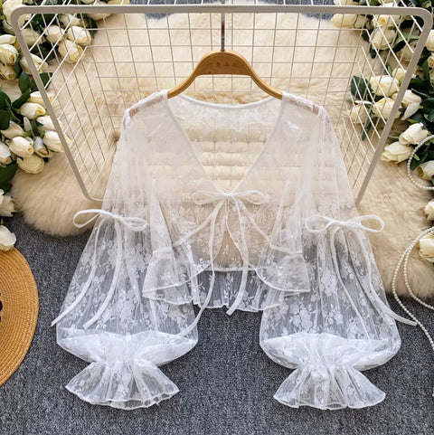 Sweetie Lace Embroidered Sunscreen Top