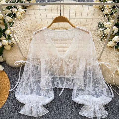 Sweetie Lace Embroidered Sunscreen Top