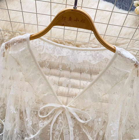 Sweetie Lace Embroidered Sunscreen Top