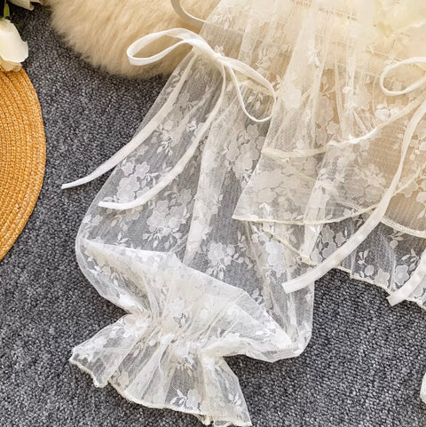 Sweetie Lace Embroidered Sunscreen Top