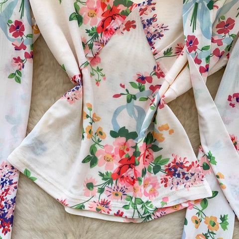 French Style V-neck Floral Top