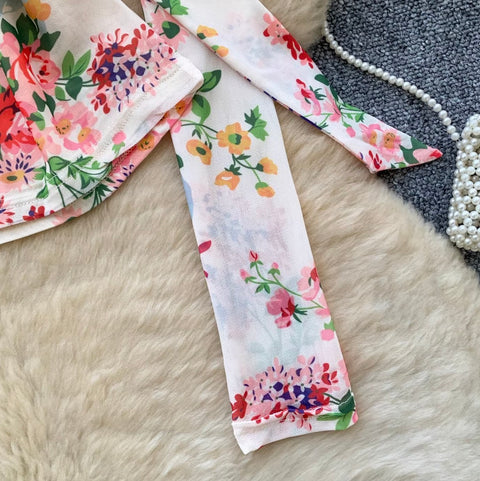 French Style V-neck Floral Top