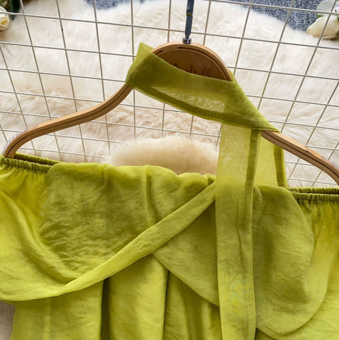 Sweetie Off-shoulder Shirt with Ribbon