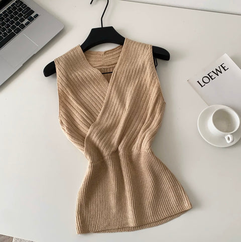 Cross V-neck Sleeveless Knitwear