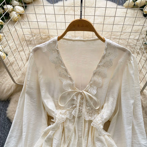 V-neck Lace Patchwork Top