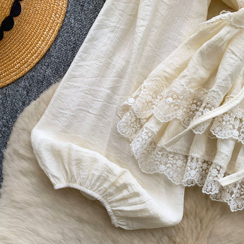 V-neck Lace Patchwork Top