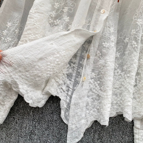 Doll Collar Embroidered White Shirt