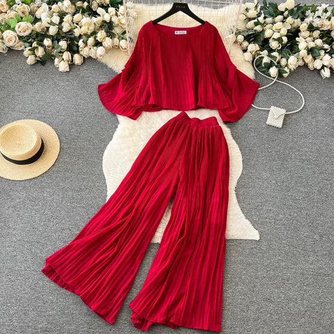 Loose-fit T-shirt & Draped Trousers 2Pcs