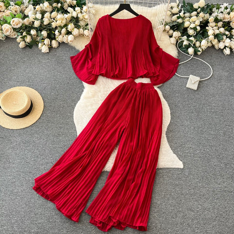 Loose-fit T-shirt & Draped Trousers 2Pcs