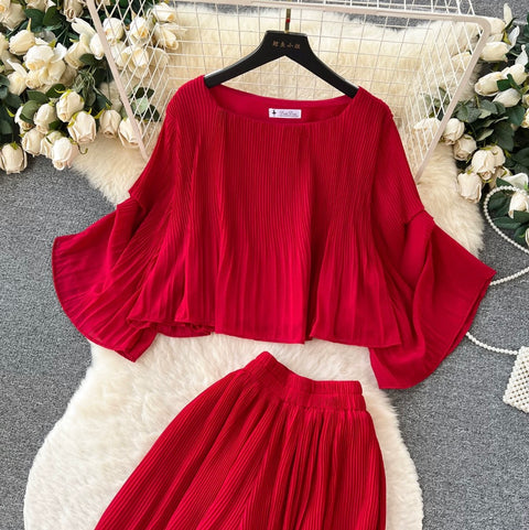 Loose-fit T-shirt & Draped Trousers 2Pcs