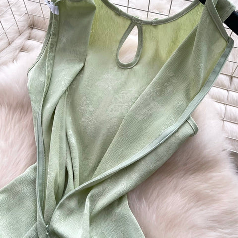 Elegant Sleeveless Green Dress