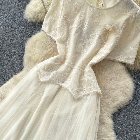 Round Collar Apricot Lace Patchwork Dress