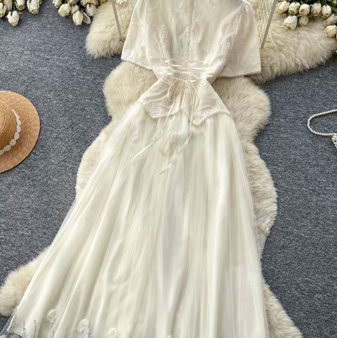 Round Collar Apricot Lace Patchwork Dress