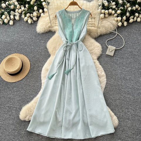 Sleeveless Lace Patchwork Dress