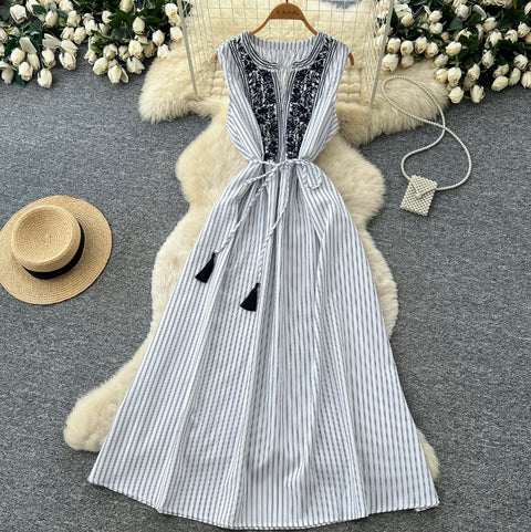 Sleeveless Lace Patchwork Dress