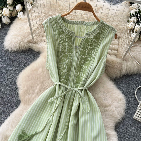 Sleeveless Lace Patchwork Dress