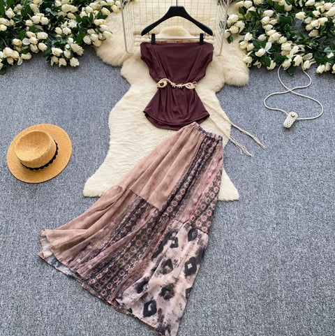 Off-shoulder Top & Print Skirt 2Pcs