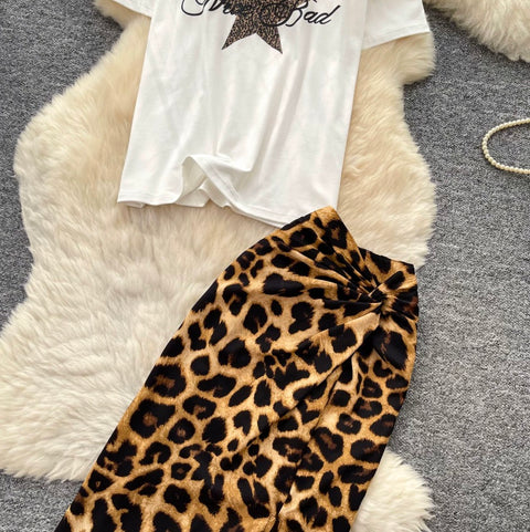 Chic T-shirt & Leopard Print Skirt 2Pcs