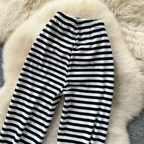 Stretchy Striped Print Flared Pants