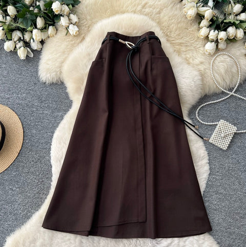Elegant Pleated Skirt with Belt