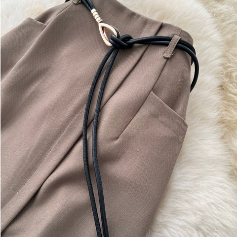 Elegant Pleated Skirt with Belt