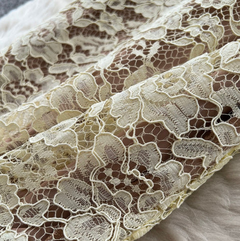 Embroidered Lace Slim-fit Dress