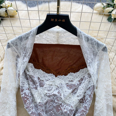 Faux Two-pieces Embroidered Lace Top