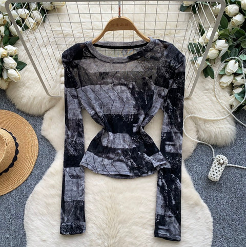 Geometric Pattern Print Slim Top