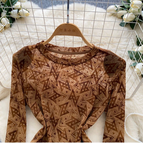 Geometric Pattern Print Slim Top