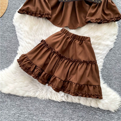 Off-shoulder Top & Pleated Skirt 2Pcs