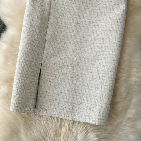 Elegant Slim-fitting Tweed Skirt
