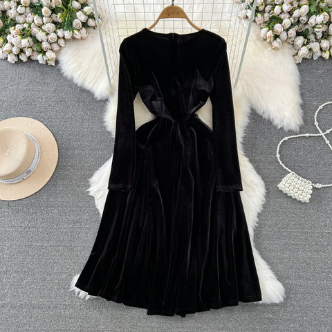 Beaded Round Collar Black Velvet Dress
