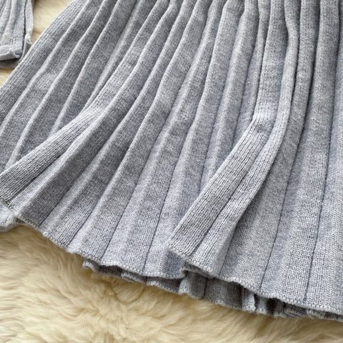 V-neck Cardigan&Pleated Skirt Knitted 2Pcs