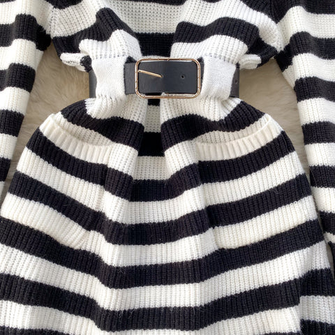 Color Blocking Striped Knitted Dress