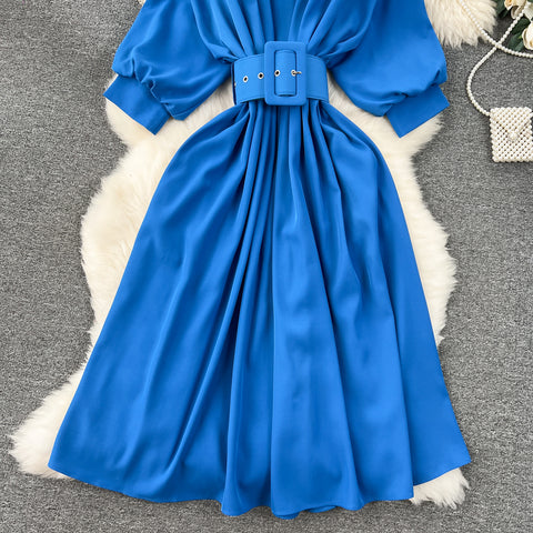 Crew Neck Solid Color Pleated Dress