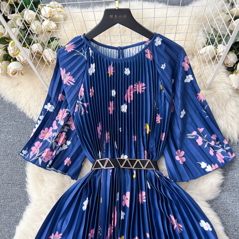 Vintage Round Collar Pleated Floral Dress