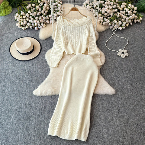 Twisted Neckline Sweater&Skirt 2Pcs