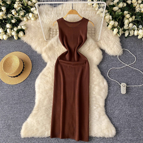 Crew Neck Slim-fit Knitted Dress