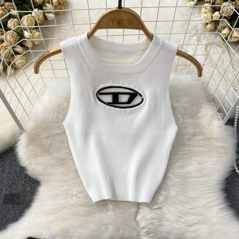 Hollowed Knitwear&Pleated Skirt 2Pcs