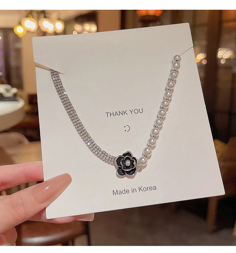 Camellia Asymmetric Design Collarbone Chain