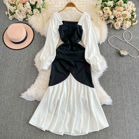 Square Neckline Black&White Fishtail Dress