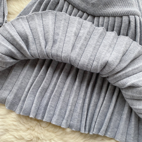 V-neck Cardigan&Pleated Skirt 2Pcs